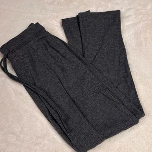 GREY SWEATS